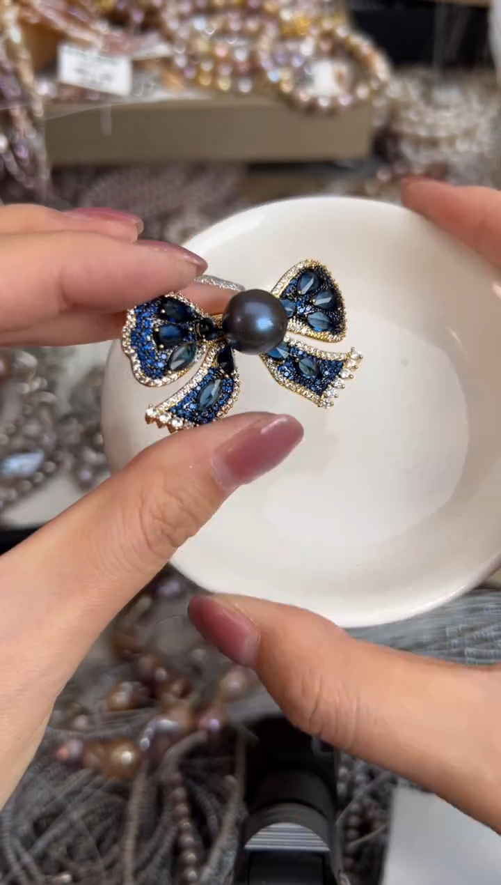 未镶嵌13淡水珍珠胸针*精工镶嵌