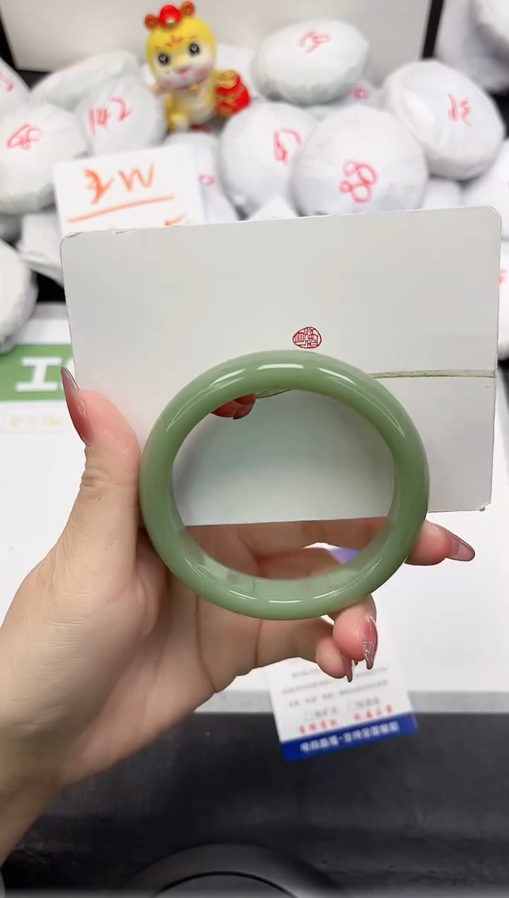 【闪购商品】石英质玉手镯未镶嵌334-62.2