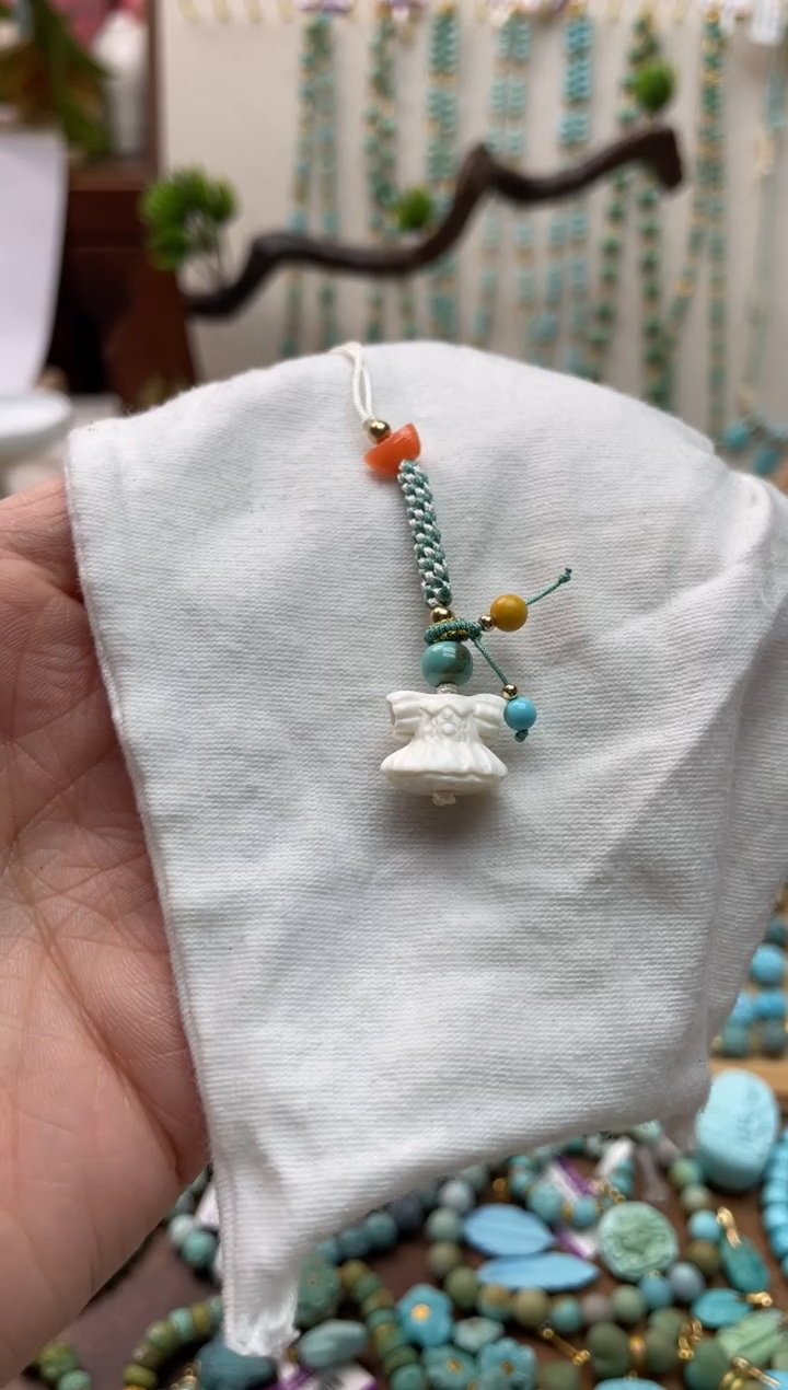 【闪购商品】南红玛瑙珠宝奇石未镶嵌15