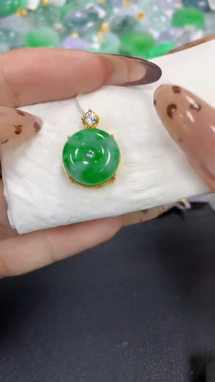颈饰银S925镶嵌翡翠a货假一赔三支持复检百元上9元证书费自理