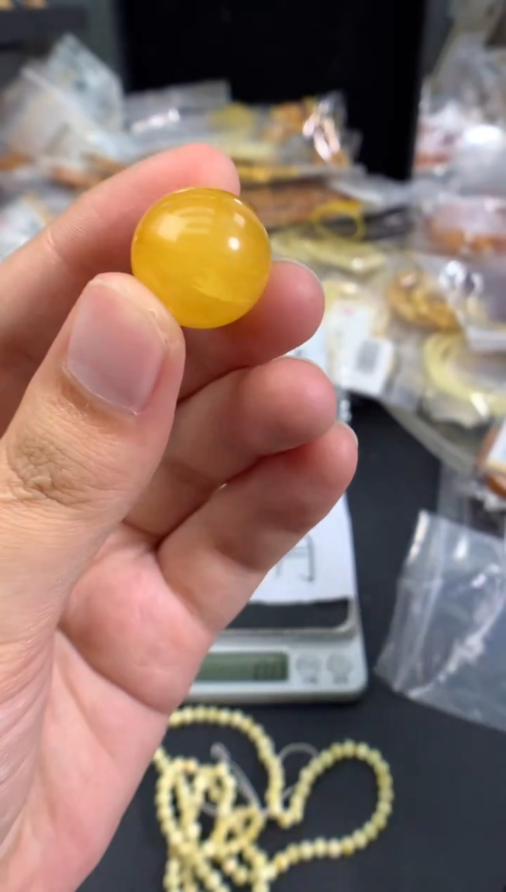 蜜蜡未镶嵌珠宝奇石1