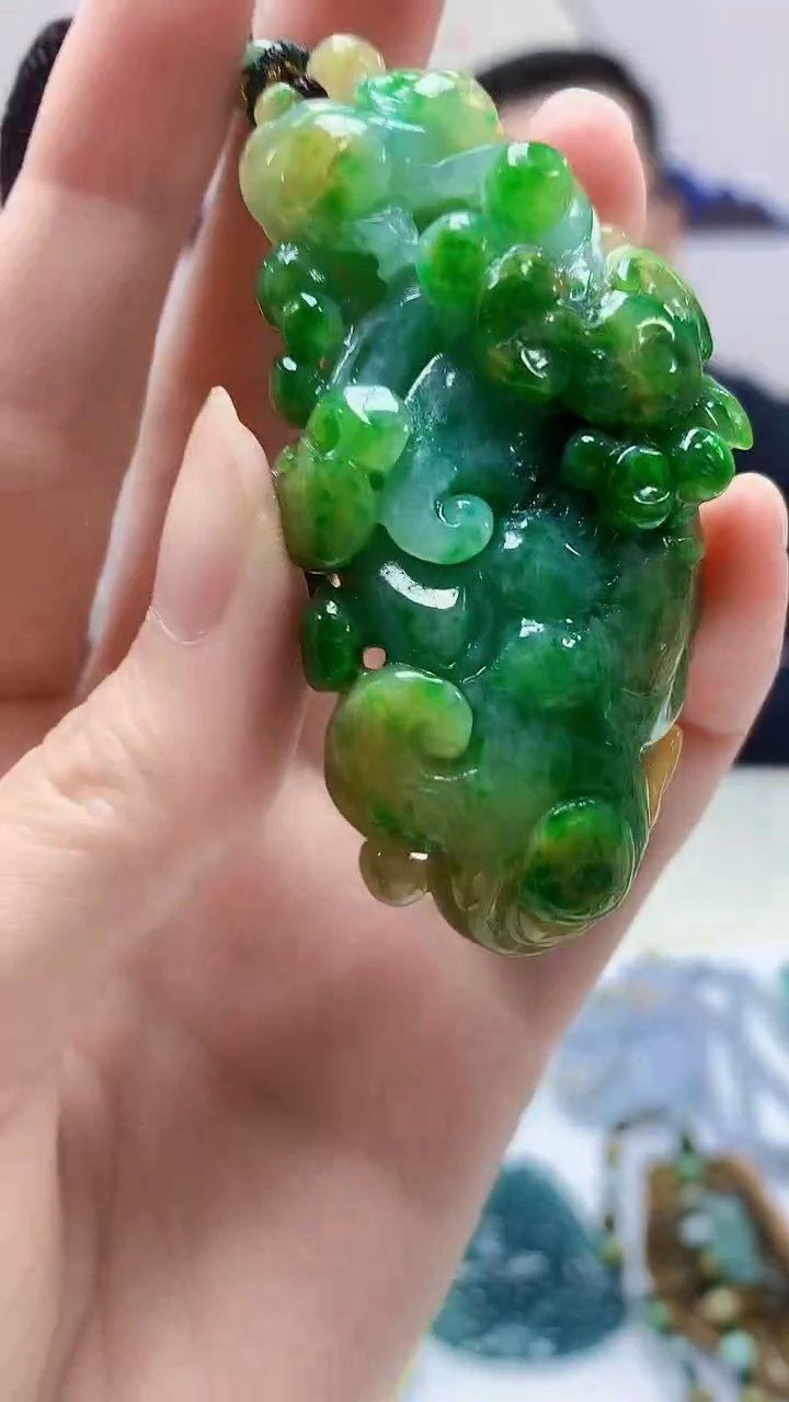 【闪购商品】定制翡翠未镶嵌5152zm-毛货挂件如意363