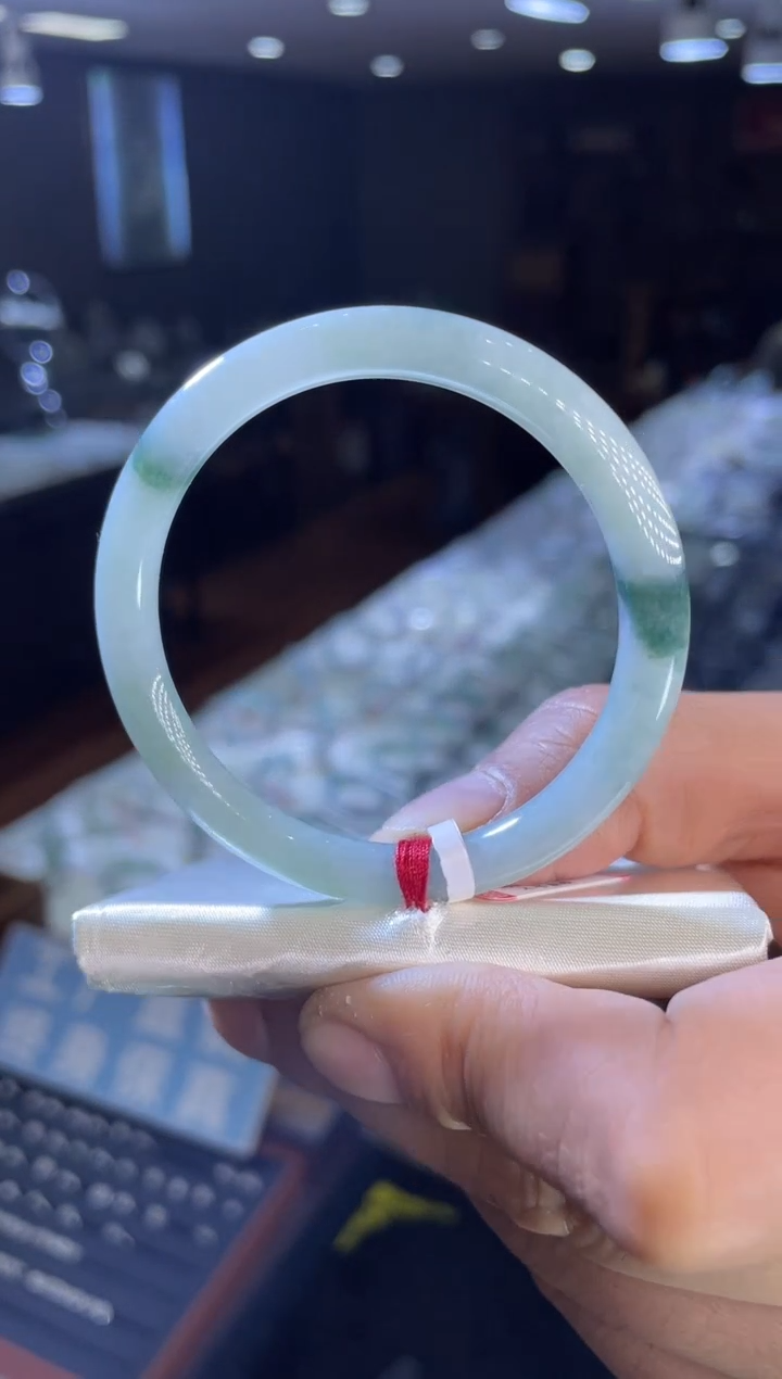 未镶嵌手镯翡翠圆条51-52