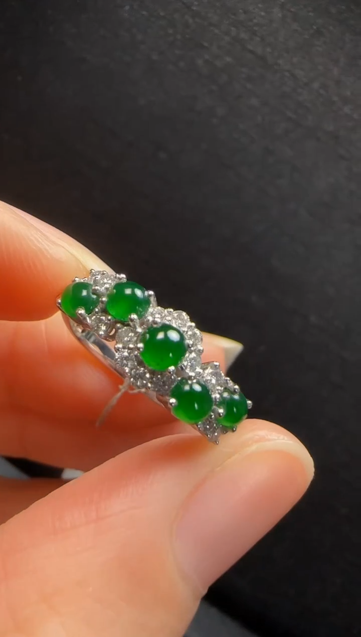 【闪购商品】翡翠戒指18K金镶嵌639蛋面一枚