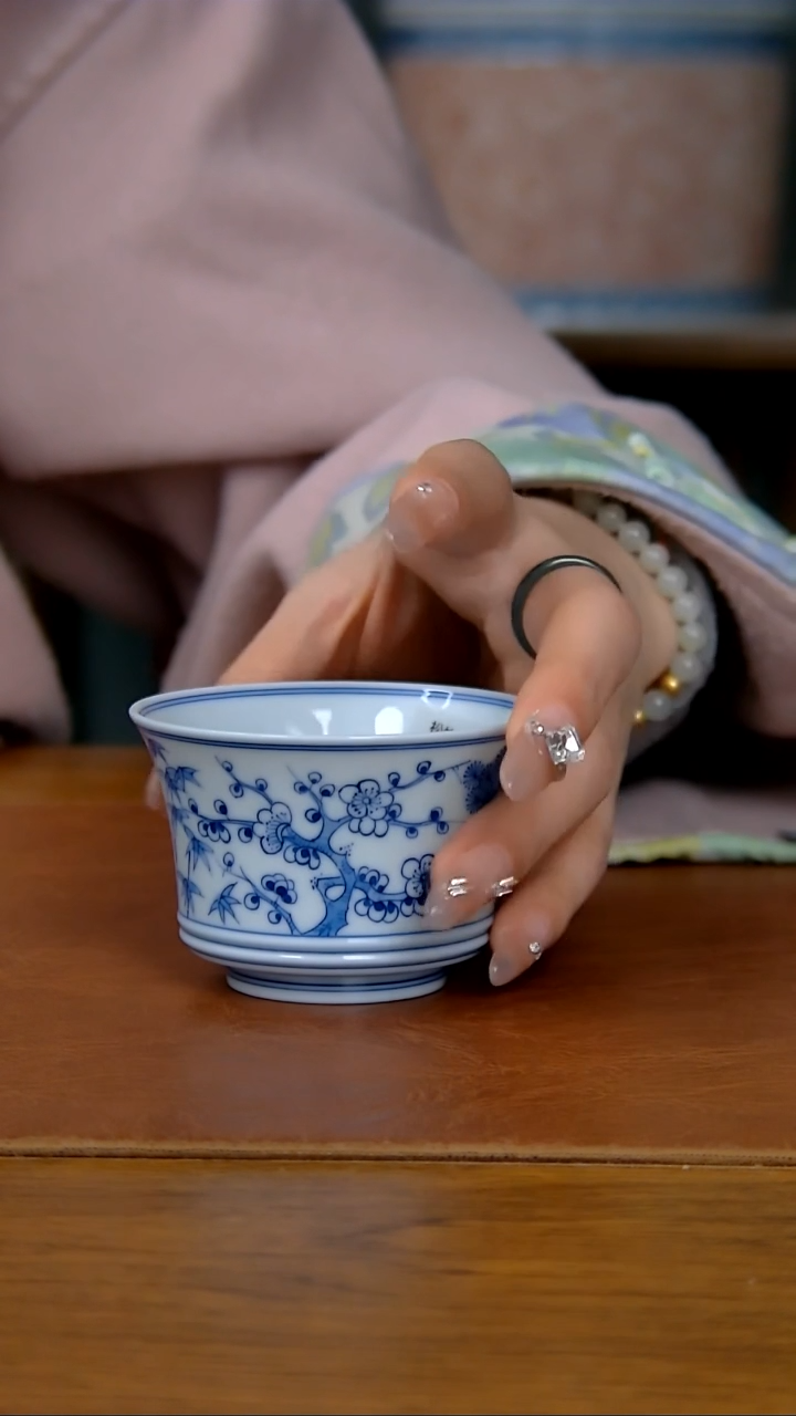 【闪购商品】陶瓷松竹梅马蹄客杯（气窑）（青花）  