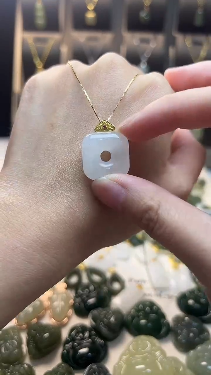 吊坠(不含链)银S925镶嵌和田玉吊坠(不含链) 银S925镶嵌 和田玉