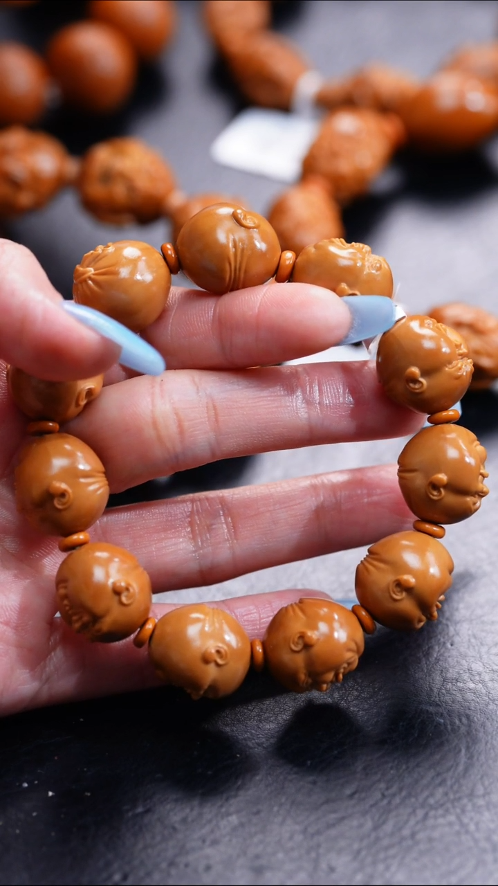 【闪购商品】橄榄核吊坠橄榄核