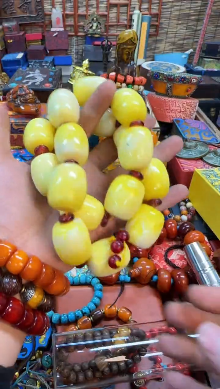 【闪购商品】蜜蜡裸石未镶嵌当天订单当天直发如图所示