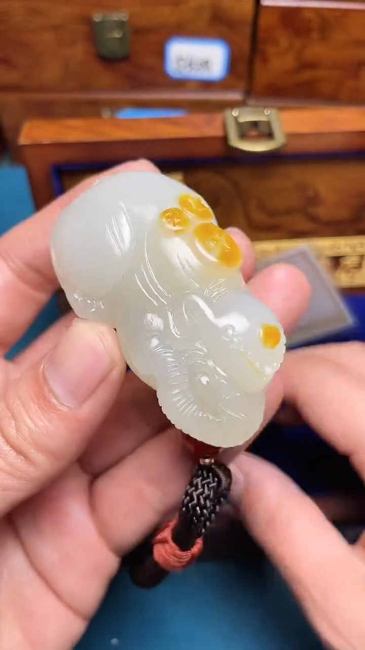 【闪购商品】和田玉把件未镶嵌和田玉