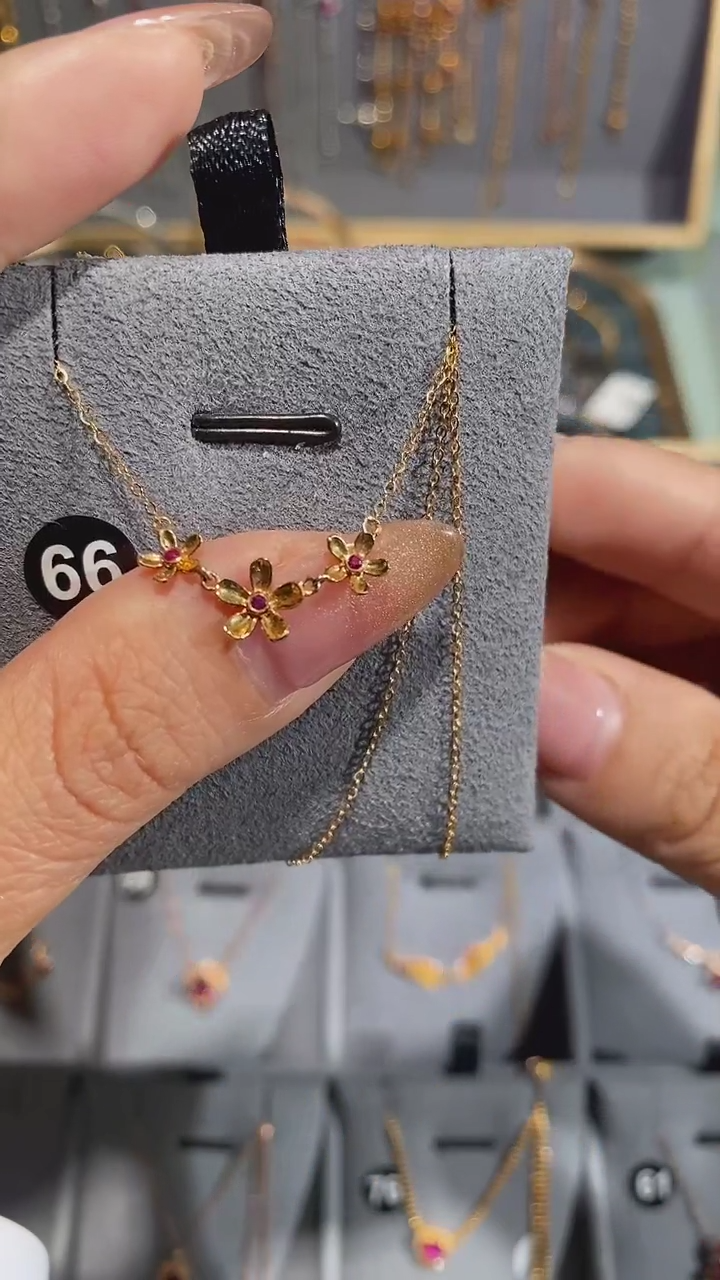 【闪购商品】红宝石颈饰18K金镶嵌项链