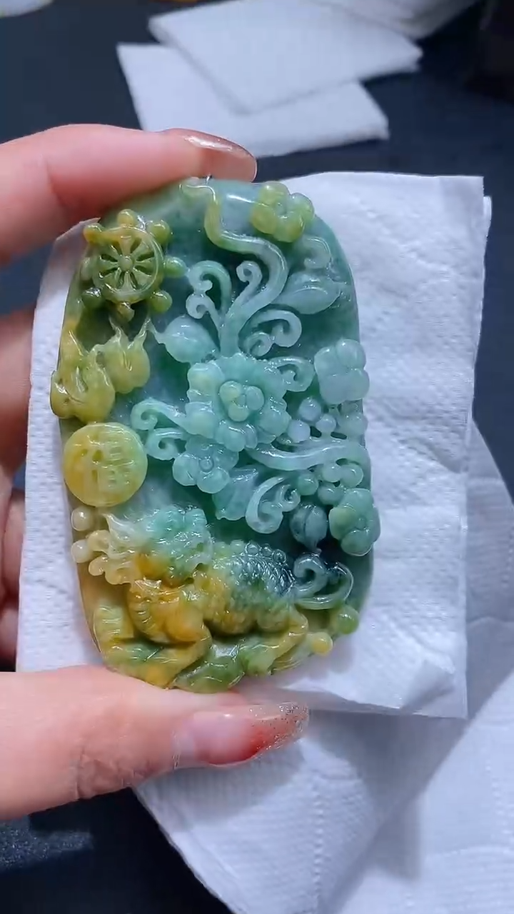 【闪购商品】定制翡翠未镶嵌36/0206/W/麒麟