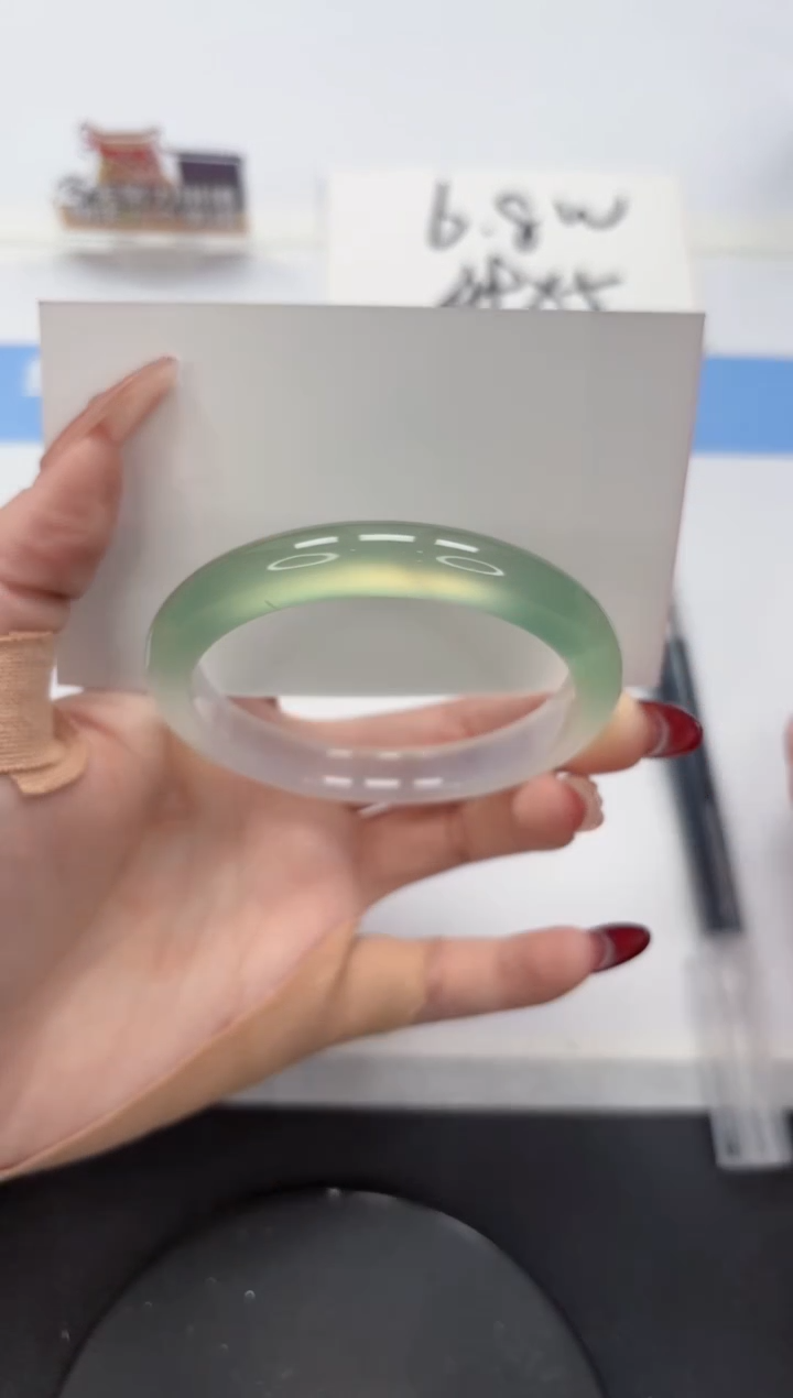 【闪购商品】石英质玉手镯未镶嵌A453-56.6