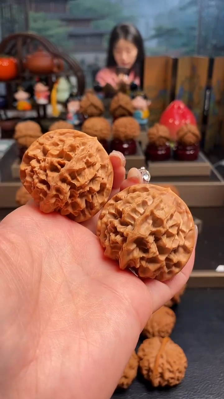 【闪购商品】文玩核桃吊坠F220帝王48