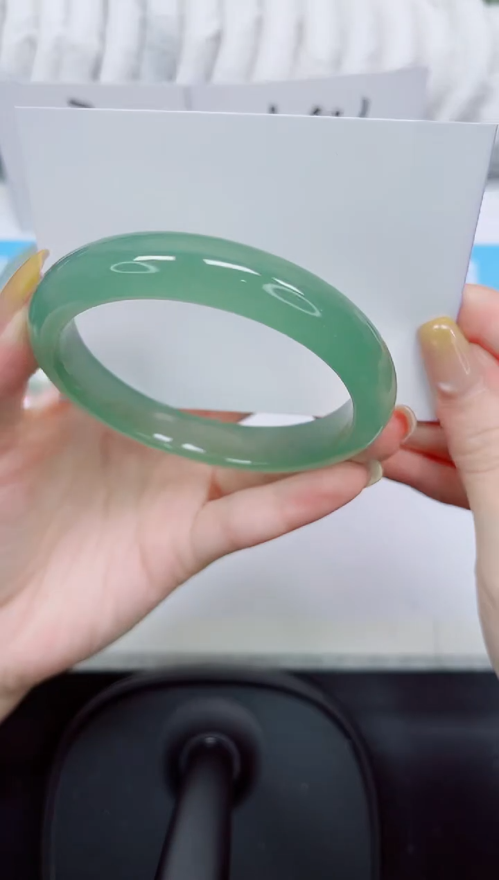 石英质玉手镯未镶嵌298