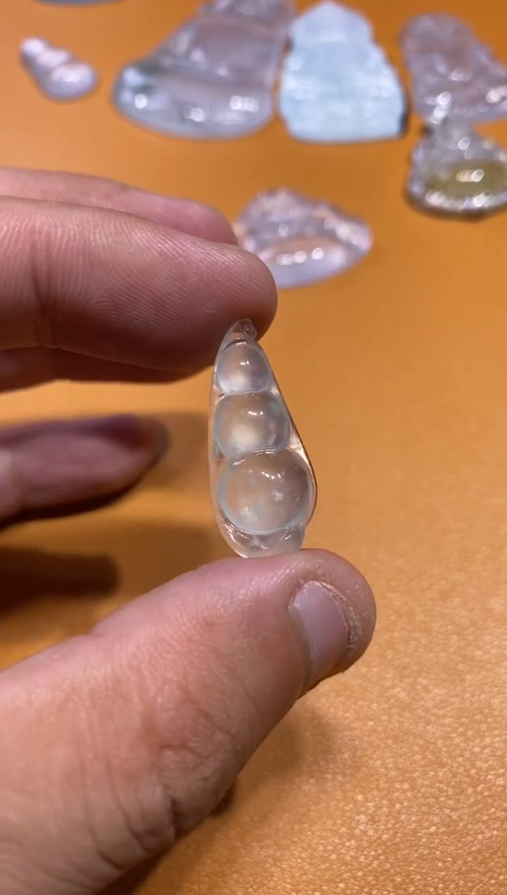 颈饰未镶嵌翡翠豆子1680