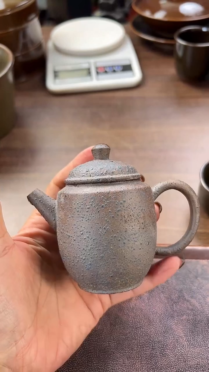 粗泥裸烧的泡茶壶140cc