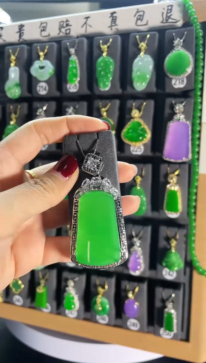 【闪购商品】翡翠耳饰银S925镶嵌212..