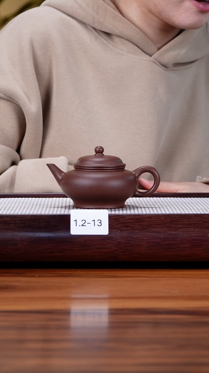 茶壶紫砂1.2-13 紫泥 水平150微瑕