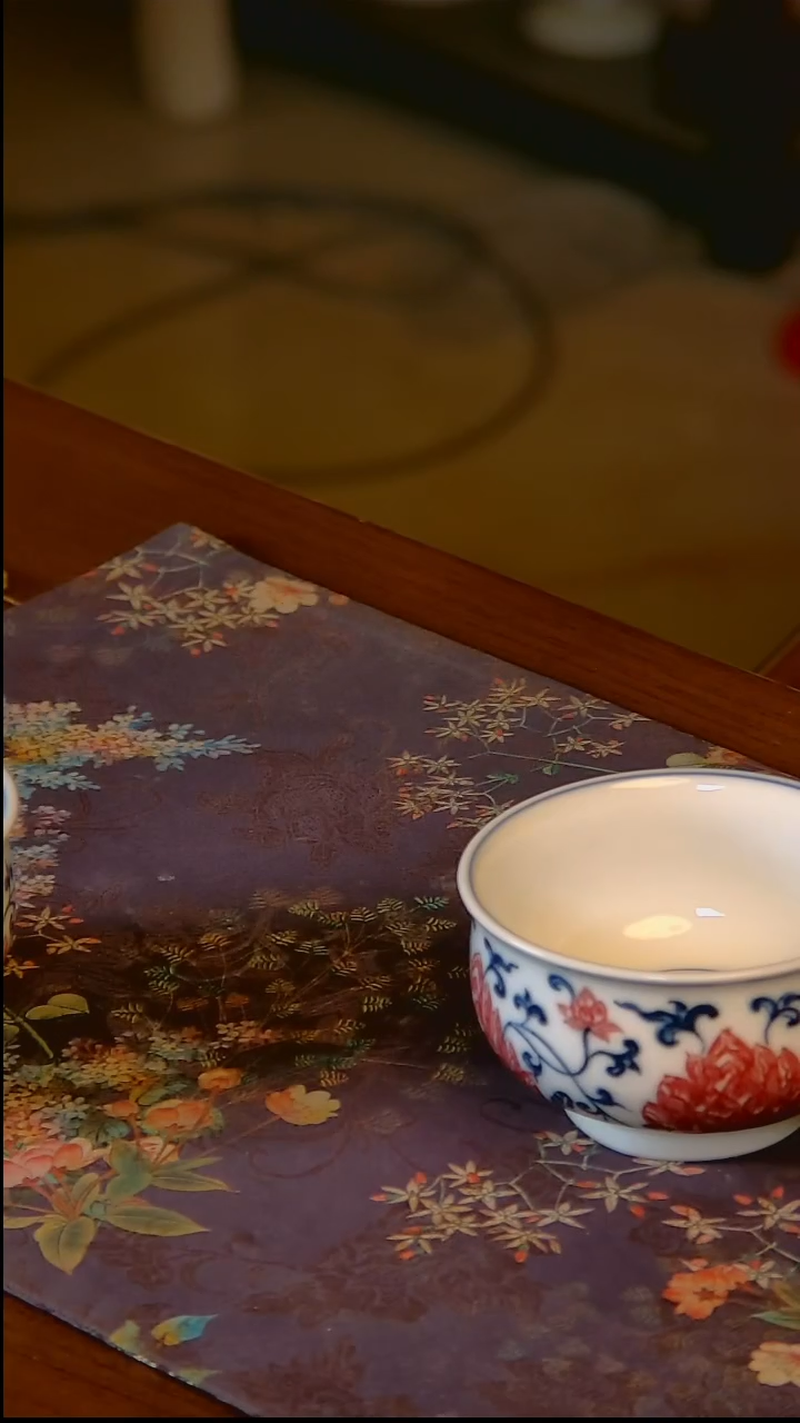 杯手工手绘杯杯很美丽