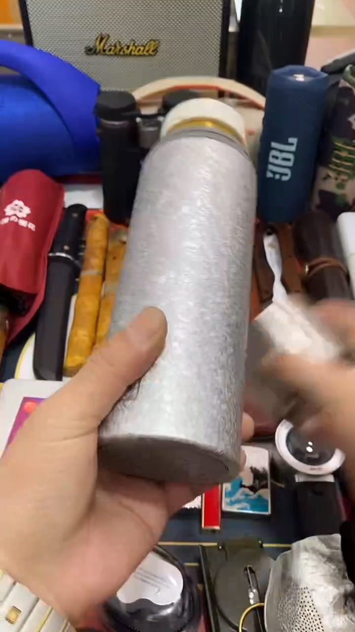 瓷片闪购商品 如图所示