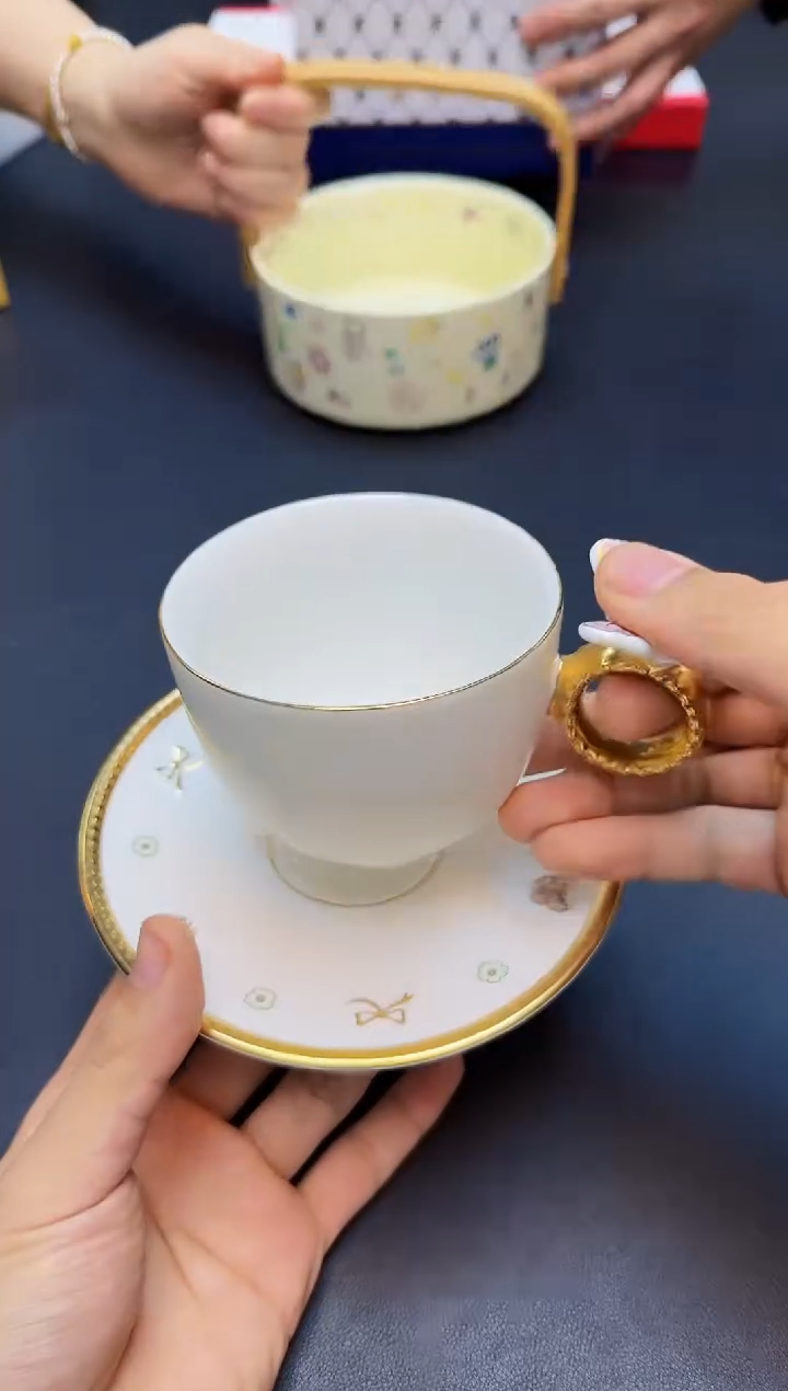 【闪购商品】杯全新正品一件不留@@H1660