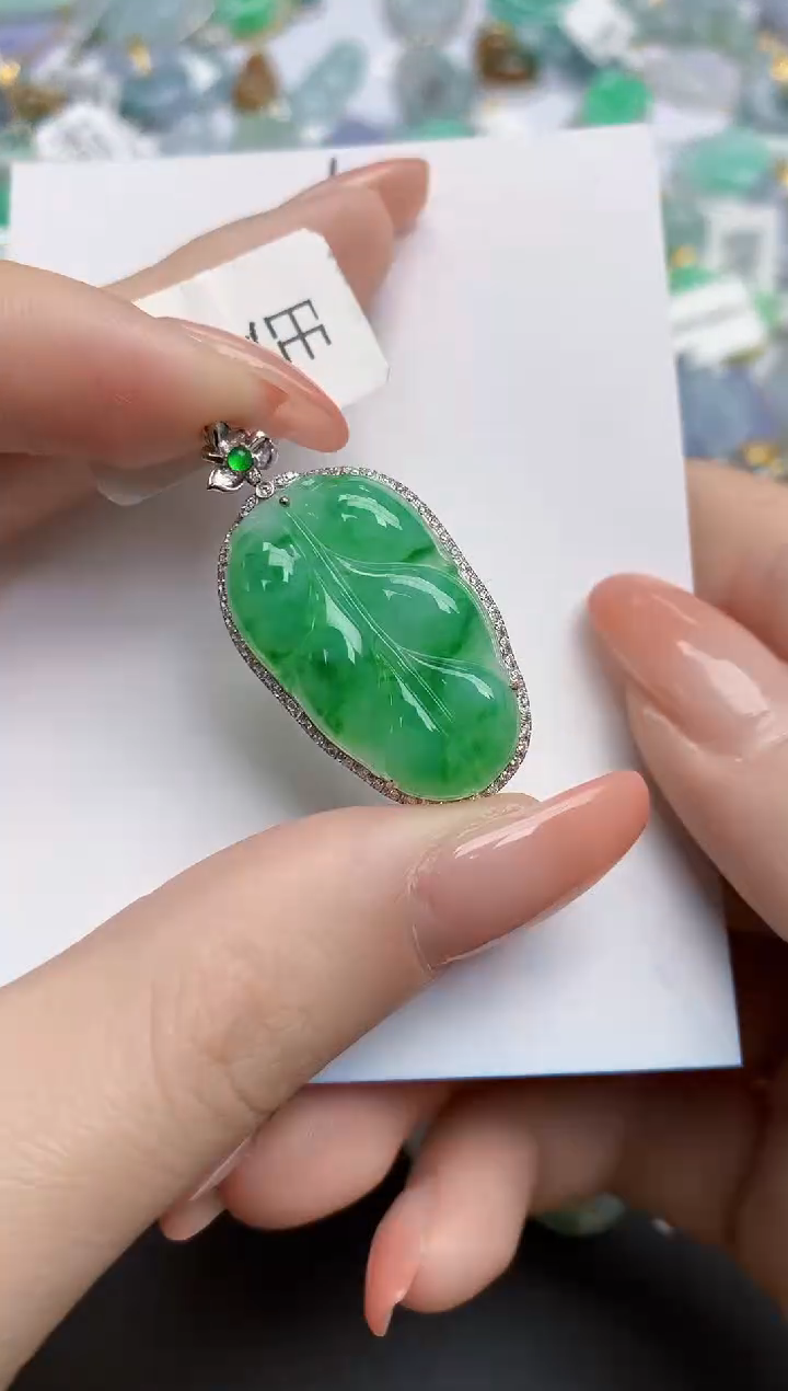 【闪购商品】翡翠颈饰18K金镶嵌天然缅甸翡翠A货