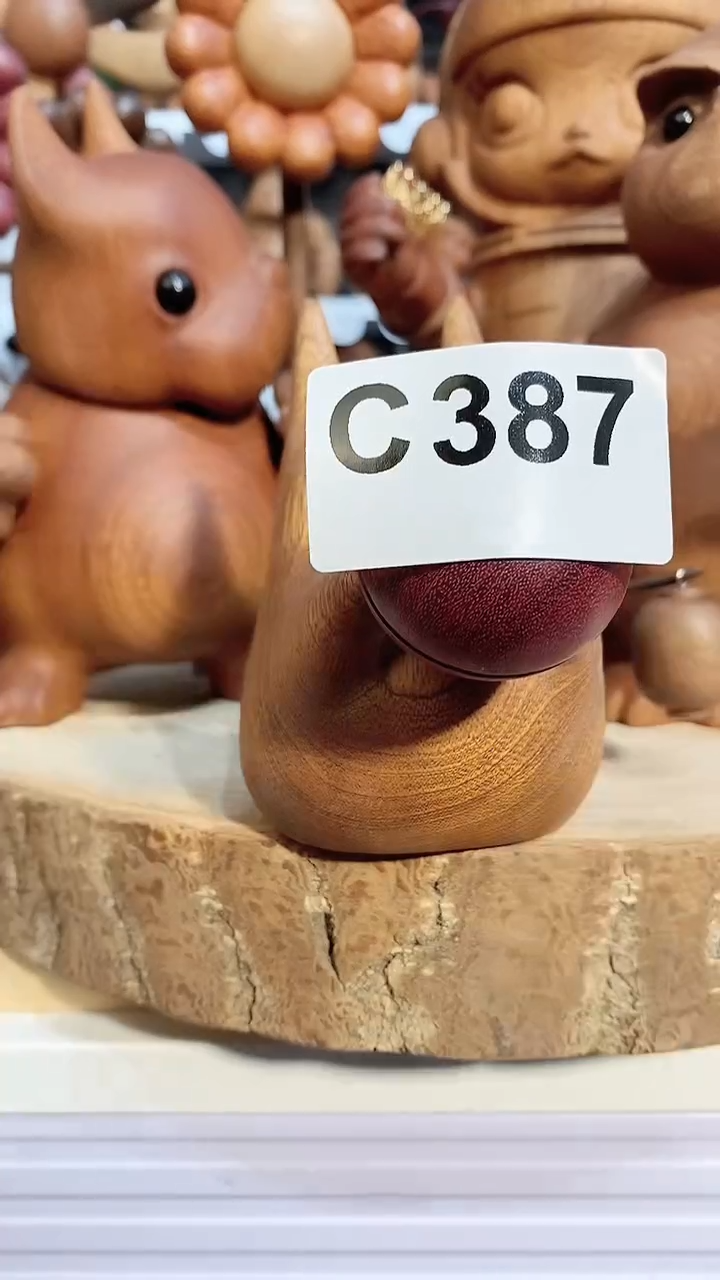 【闪购商品】木木雕可爱摆件卡通