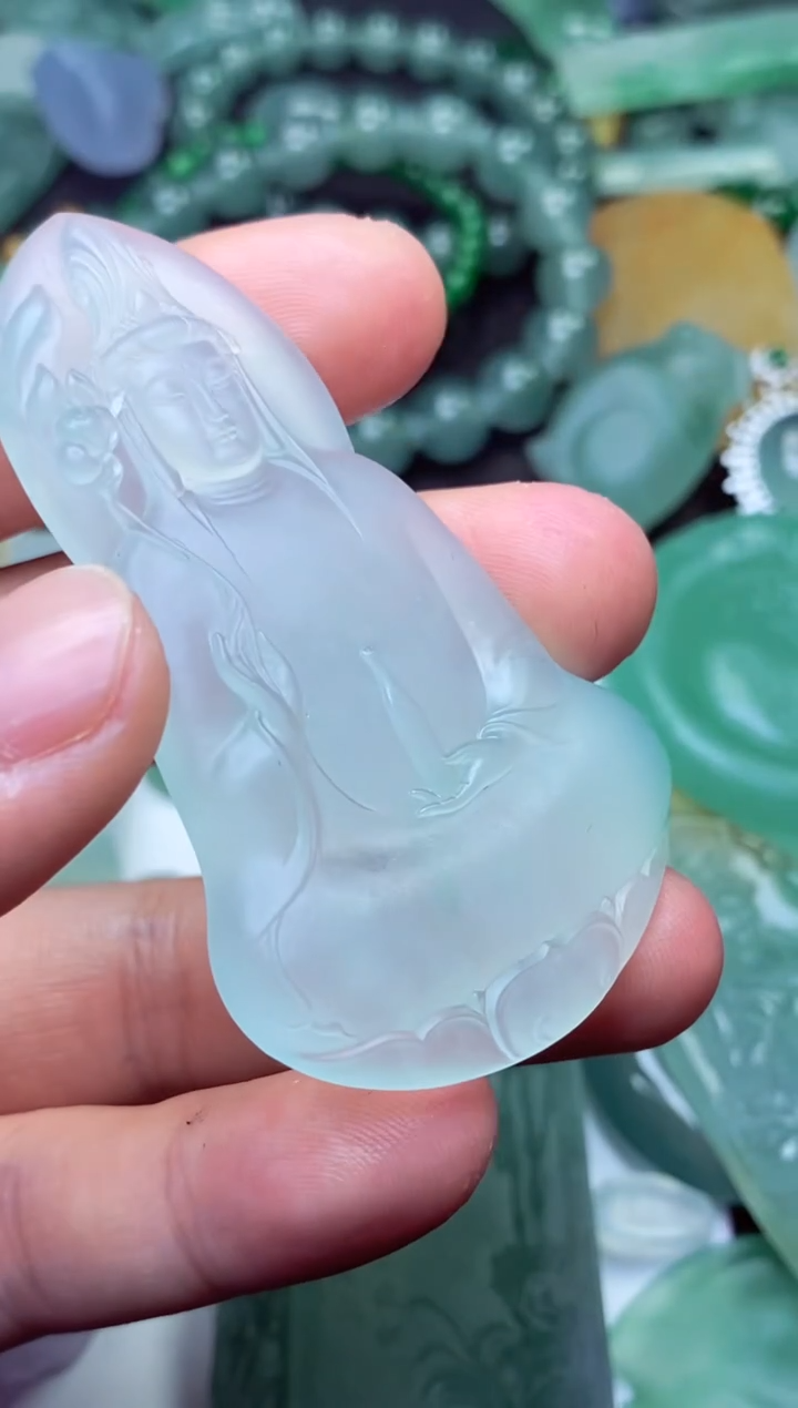 未镶嵌定制翡翠大*大宝