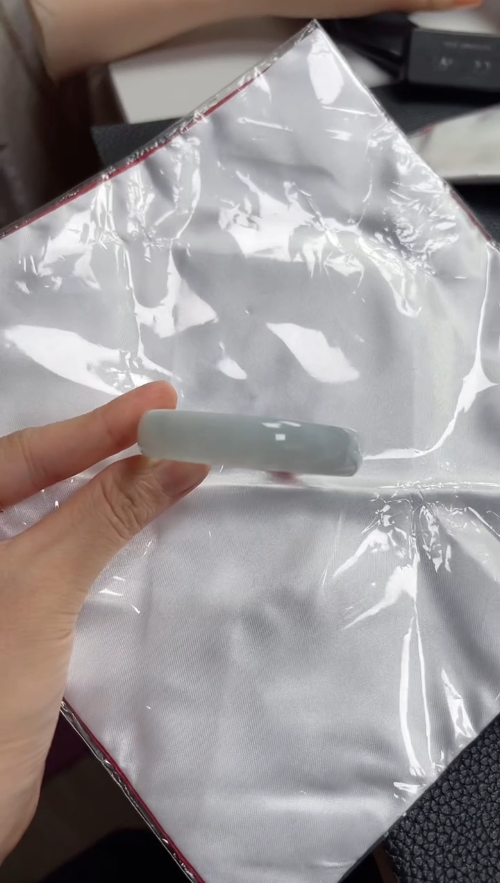 翡翠手镯未镶嵌圈口51.4