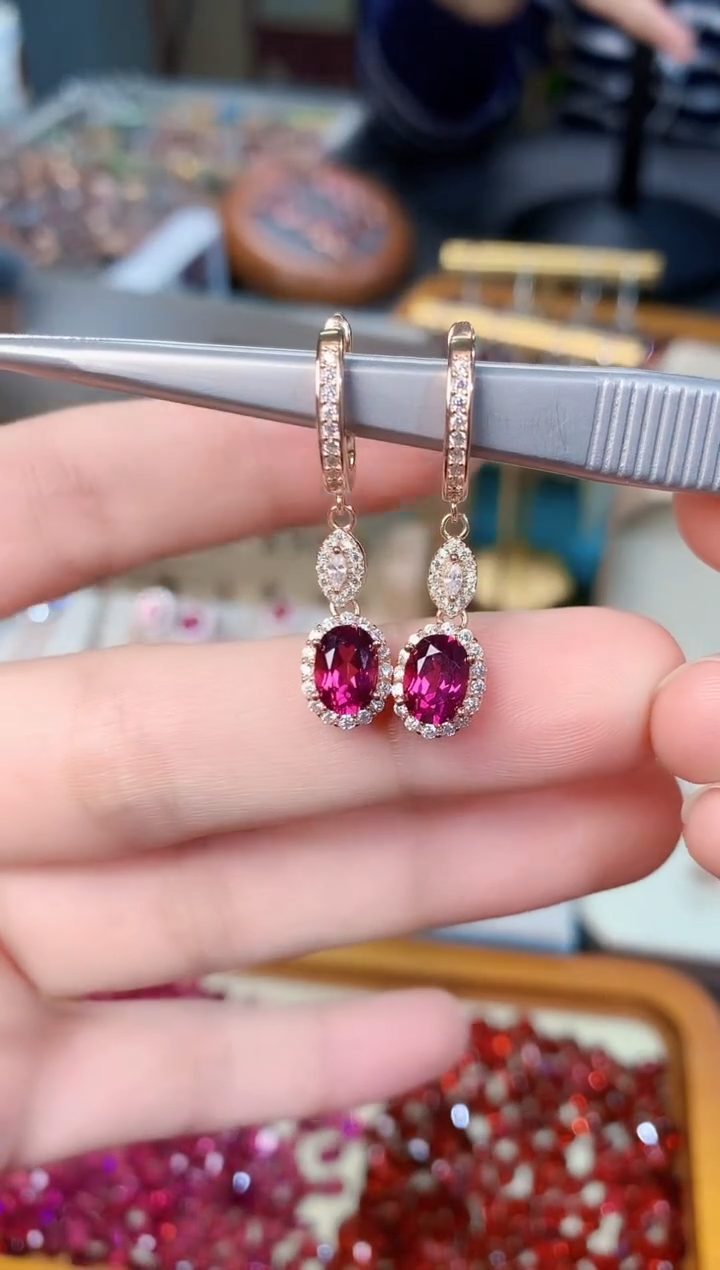 【闪购商品】石榴石耳扣银S925镶嵌天然镁铝