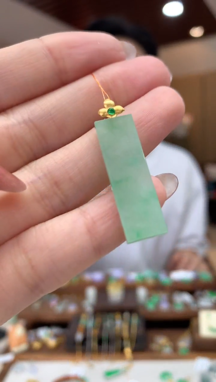 翡翠18K金镶嵌吊坠(不含链)无事牌