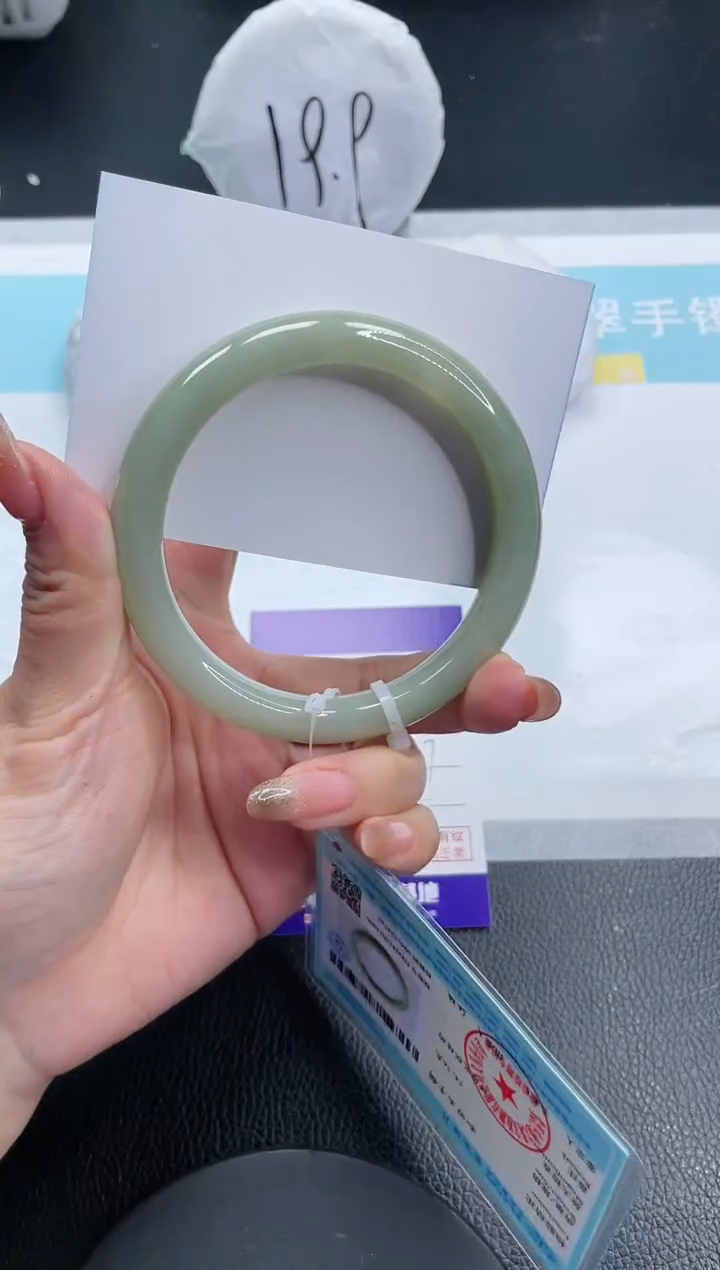 【闪购商品】和田玉手镯未镶嵌20S138-61