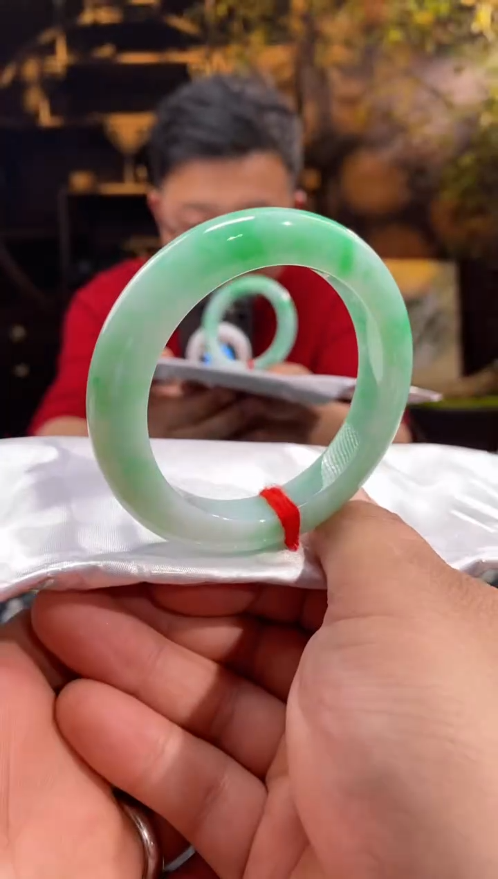 【闪购商品】翡翠手镯未镶嵌90064-天然翡翠a货56.5圈口