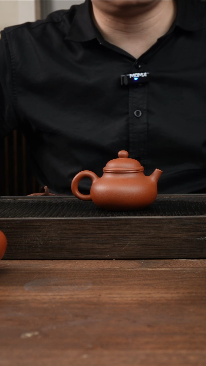 茶杯紫砂红清水容天     150CC  