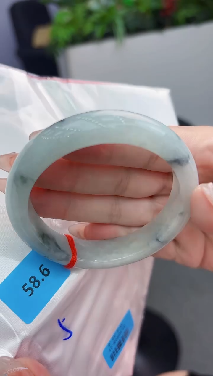 【闪购商品】翡翠手镯未镶嵌翡翠手镯