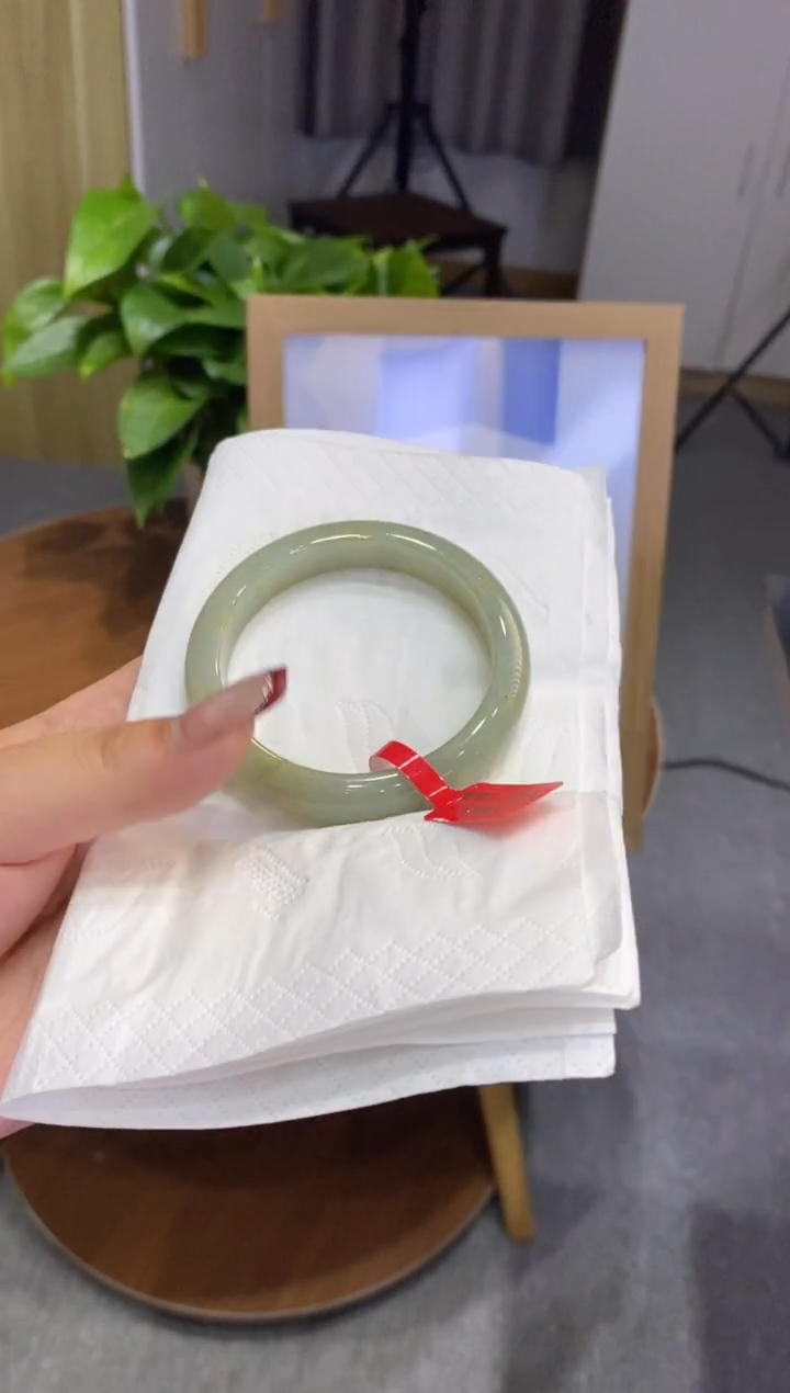 【闪购商品】翡翠手镯未镶嵌00009185