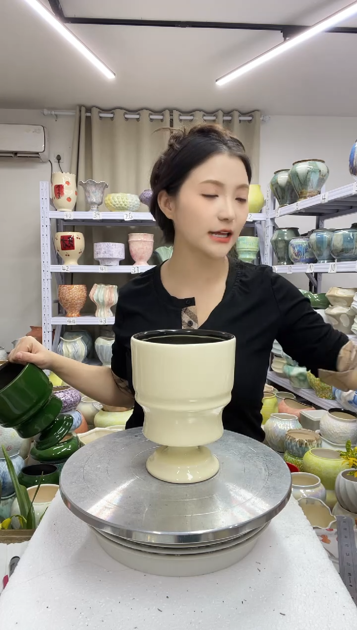 【12.31】花盆链接高：17  口：12