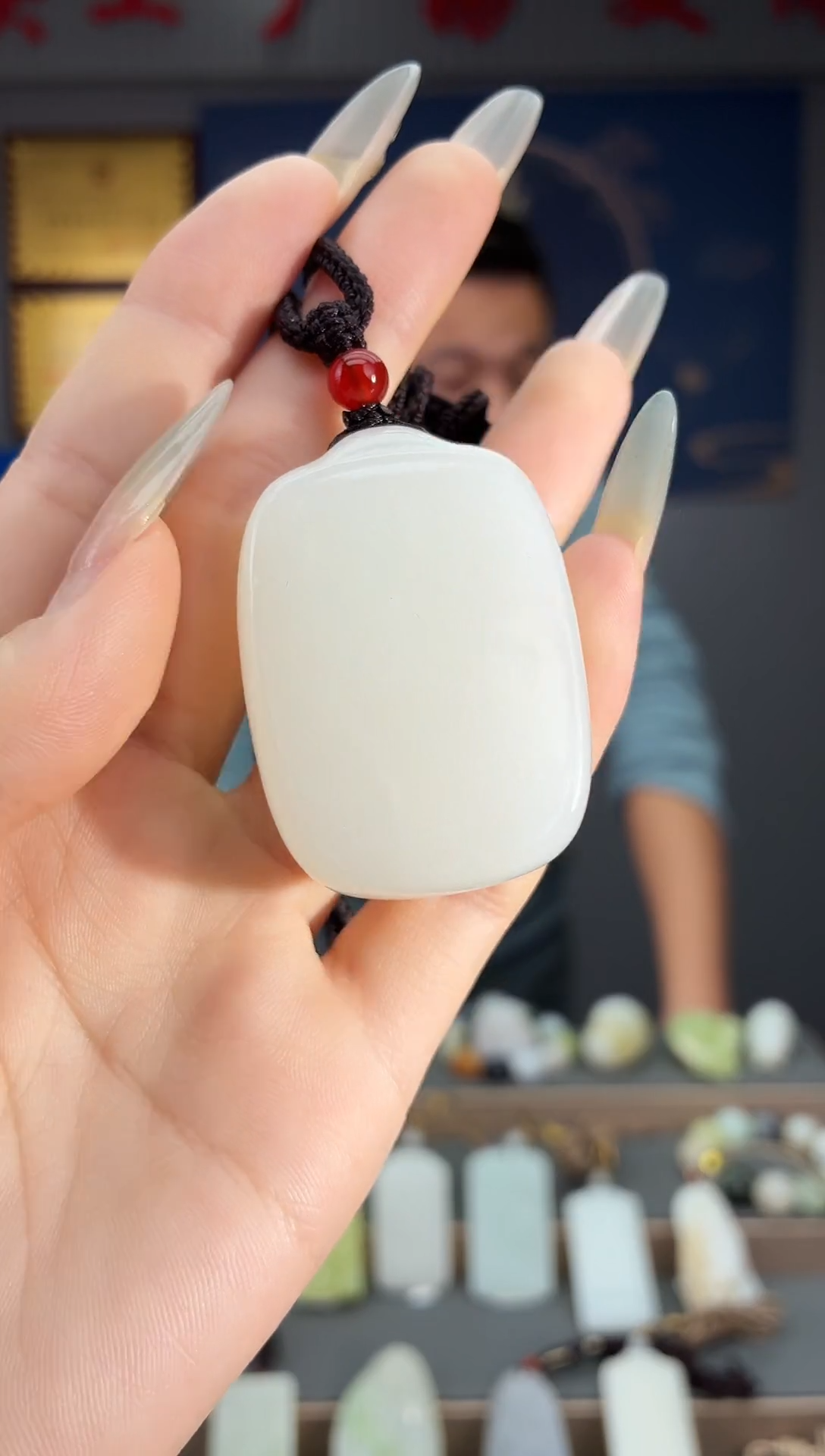 颈饰未镶嵌和田玉1