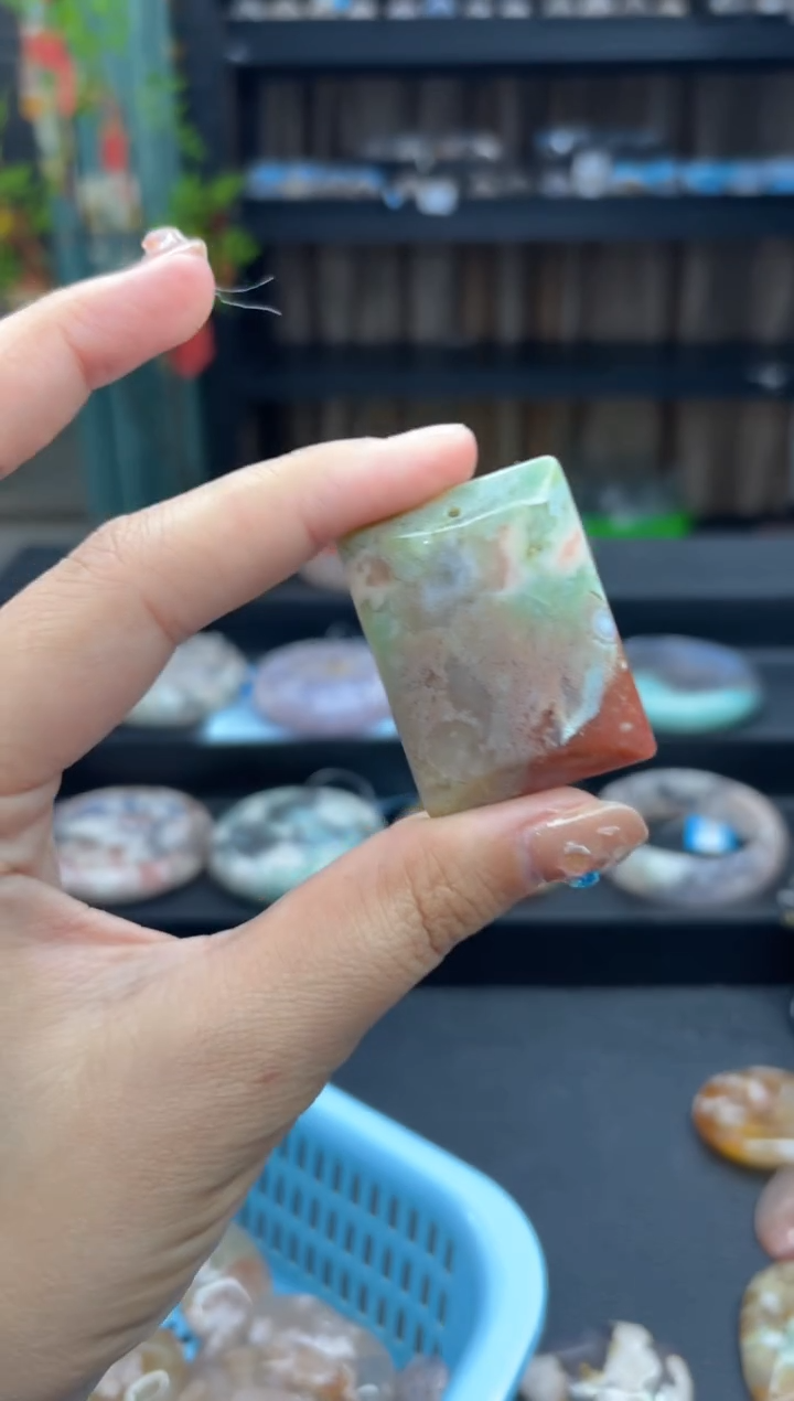 【闪购商品】石英质玉颈饰未镶嵌546