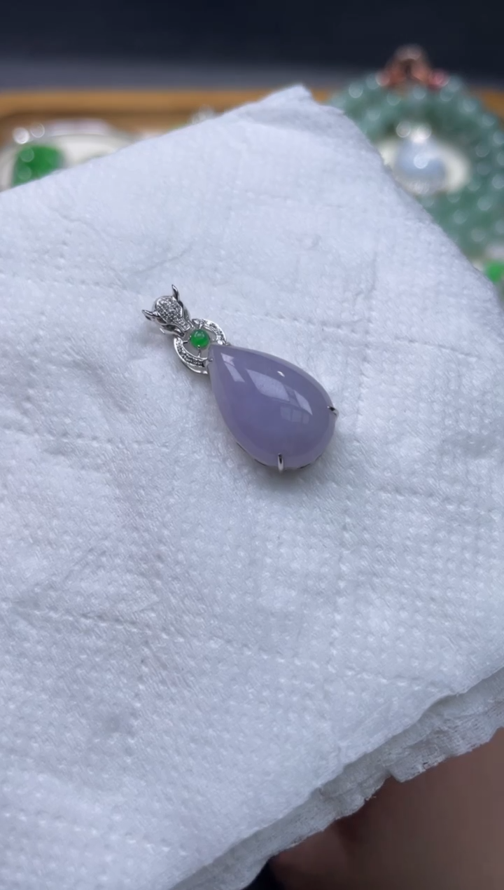 【闪购商品】翡翠颈饰18K金镶嵌47...........