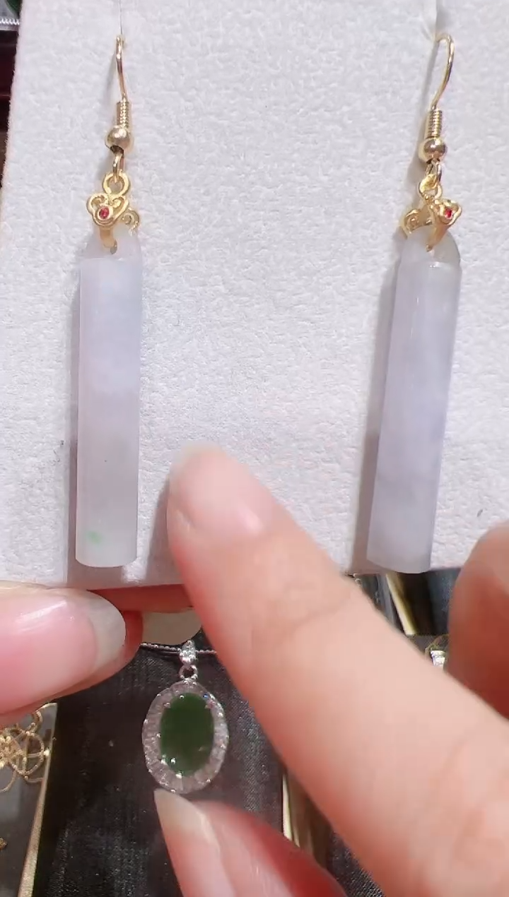 【闪购商品】翡翠耳饰未镶嵌202530114