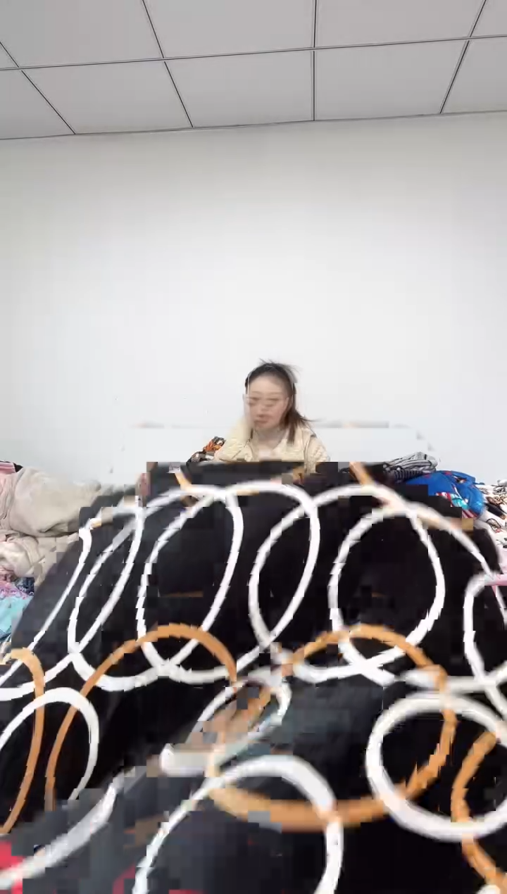 法兰绒2.3X2.5左右已主播介绍为准