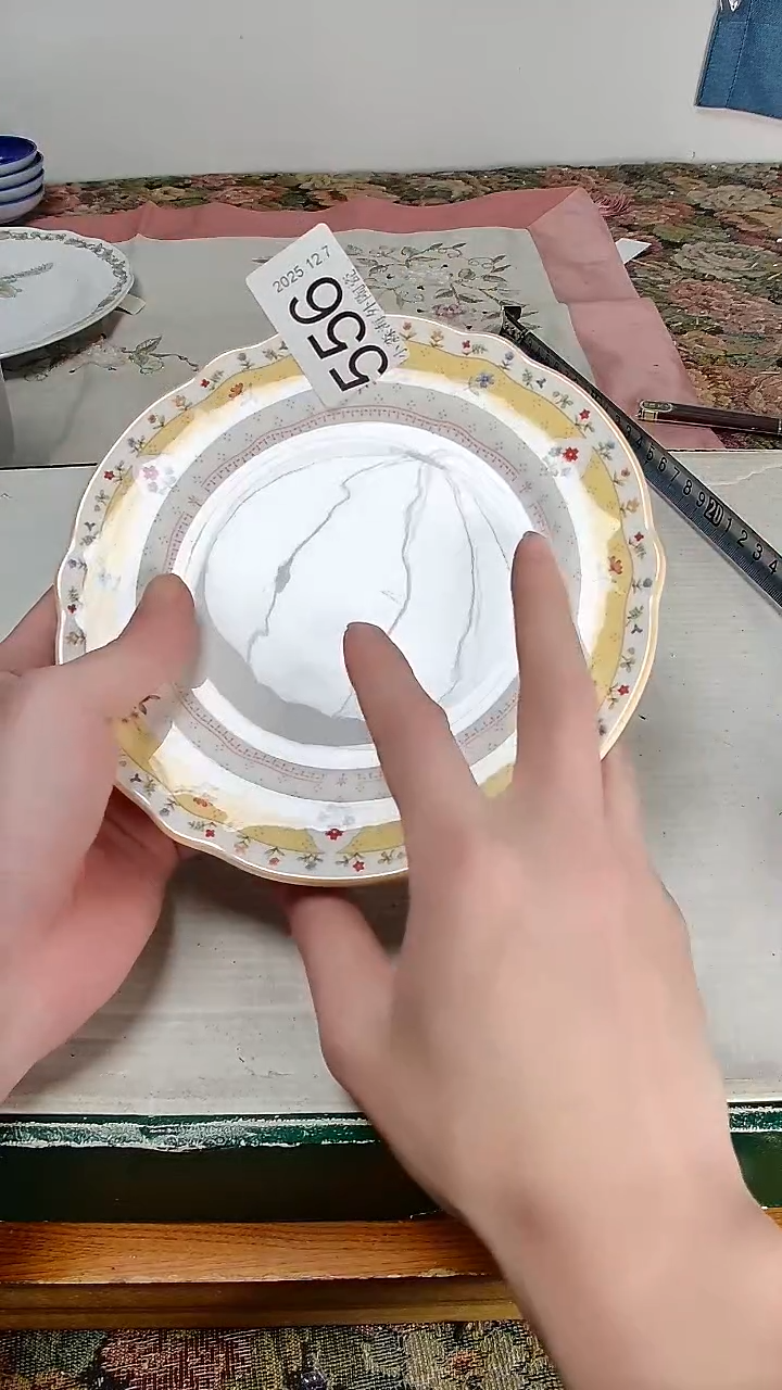 瓷片酸****?小淼海外陶瓷工艺品