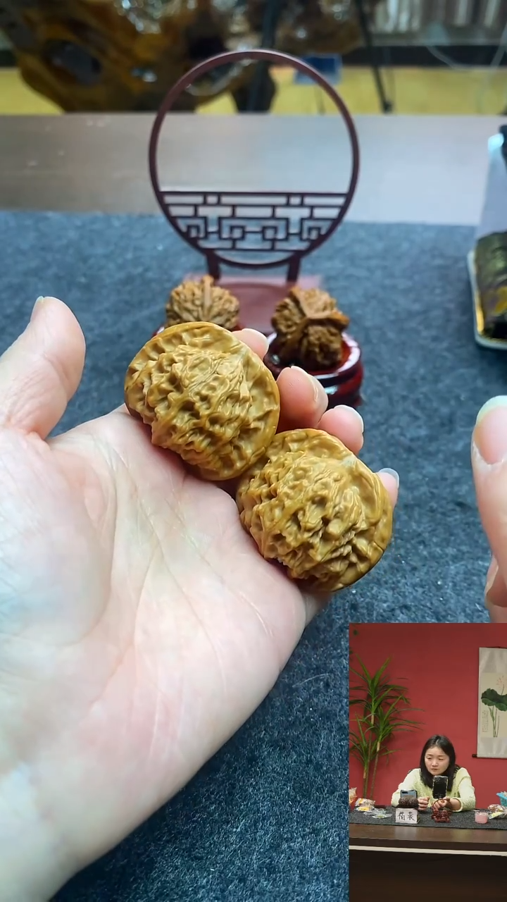 【闪购商品】文玩核桃把件41全品天地