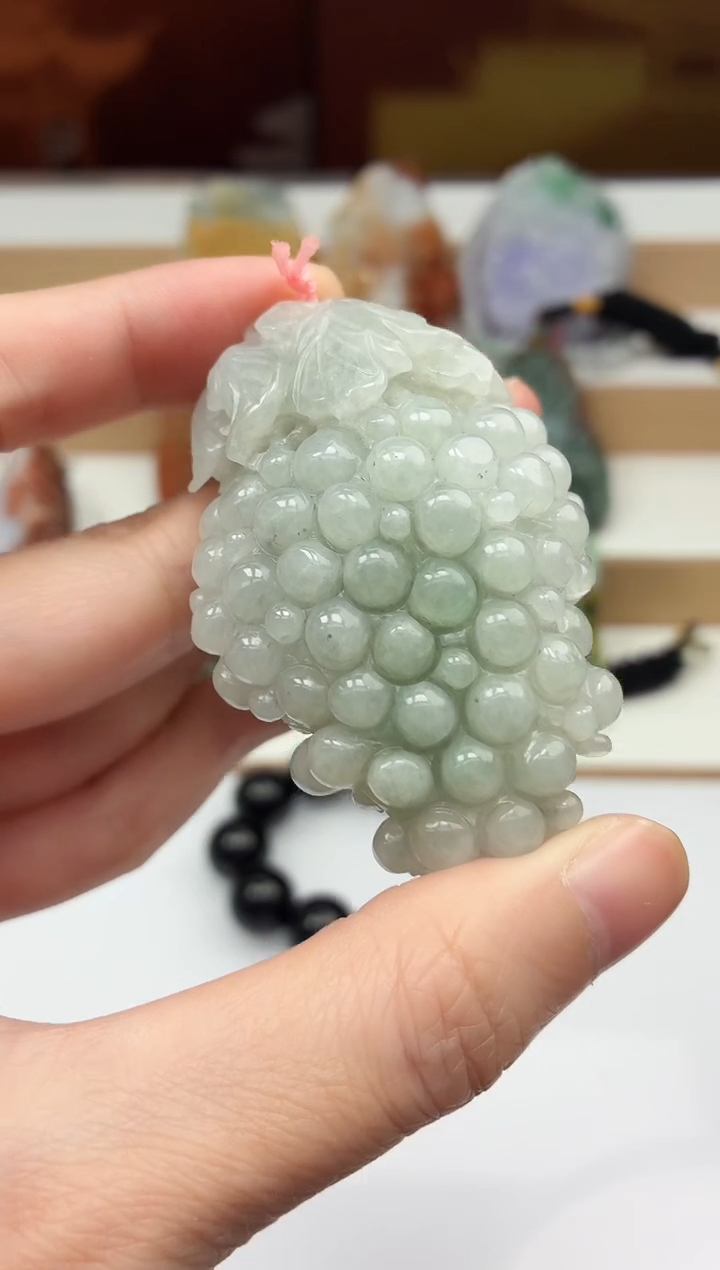 颈饰未镶嵌翡翠牌子