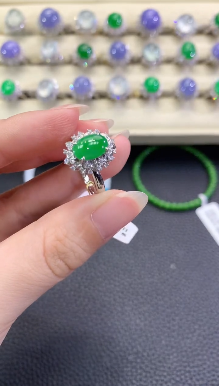 翡翠戒指18K金镶嵌 春日珠宝 C54