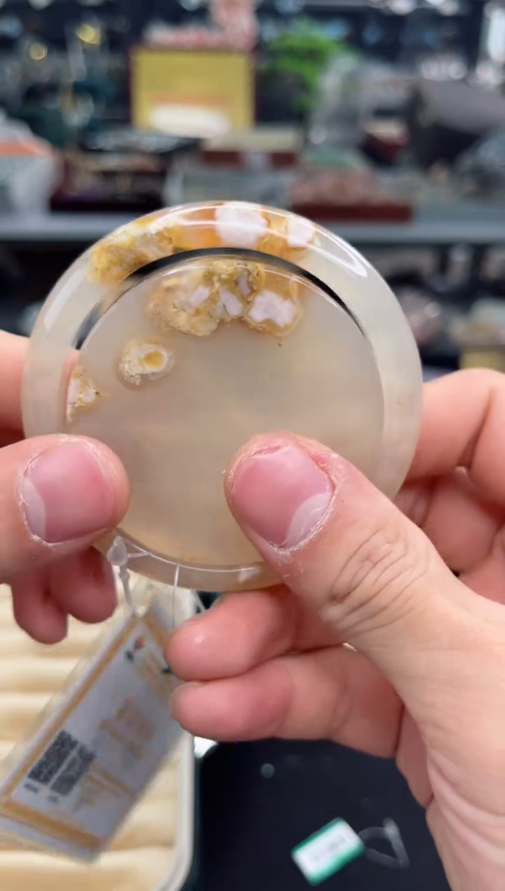 【闪购商品】石英质玉手镯未镶嵌58圈口（赠品镯心）3537241