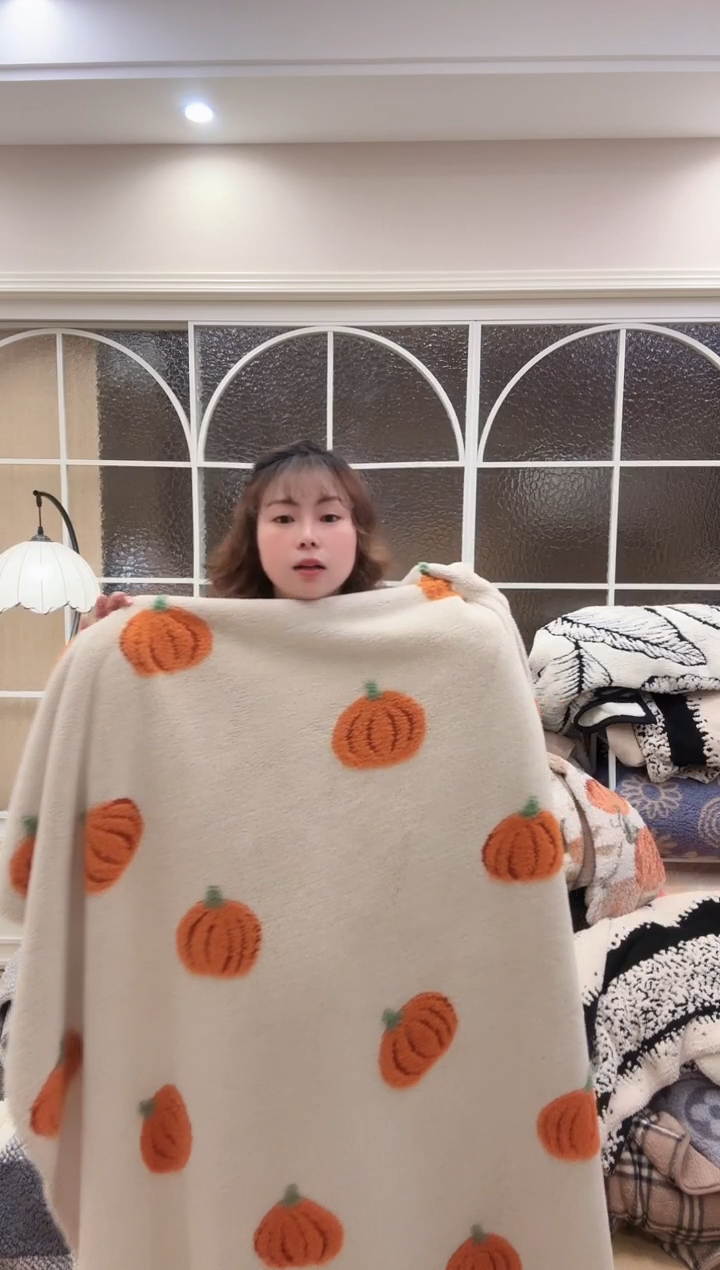 聚酯纤维1.5*2  色织阳离子南瓜