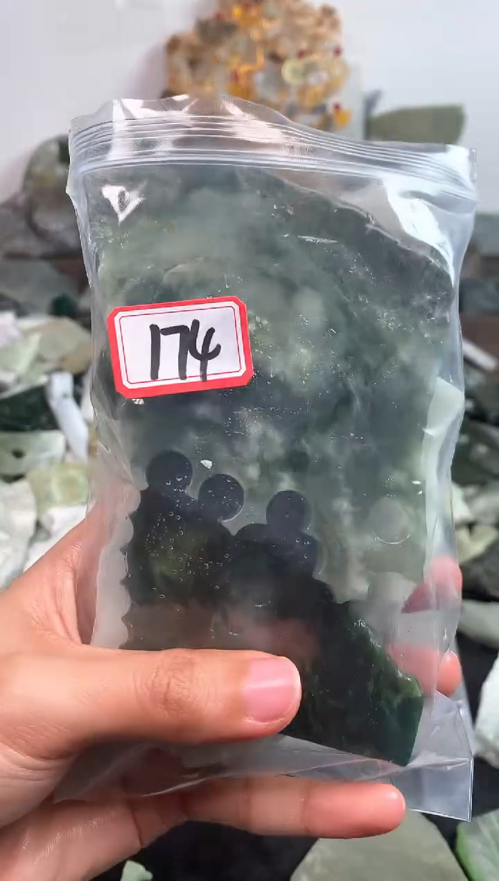 未镶嵌和田玉摆件174