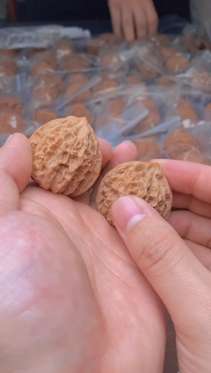 【闪购商品】文玩核桃把件G209号37尺灯笼